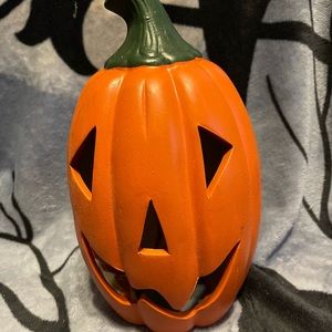 Vintage Ceramic jack o’lantern from the 90s elongated style Halloween
